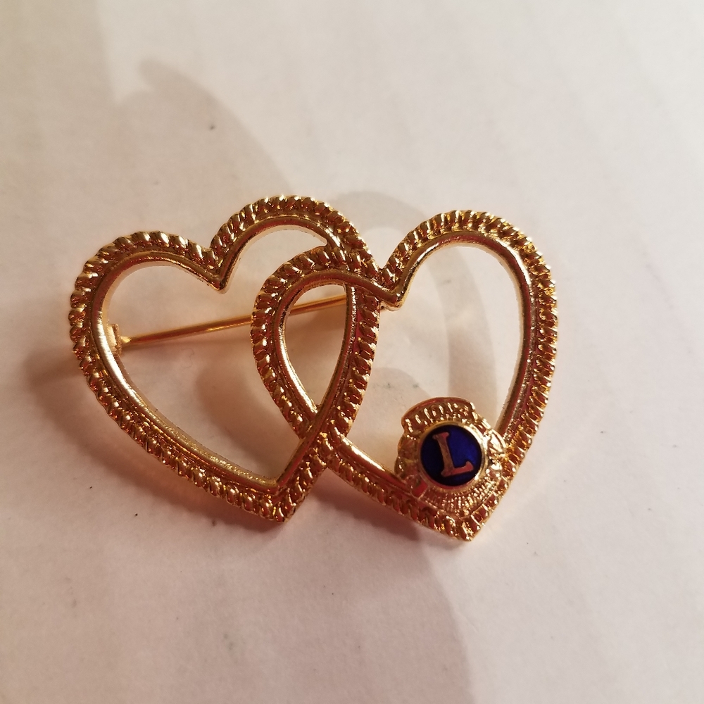 double  heart  brooch  j291